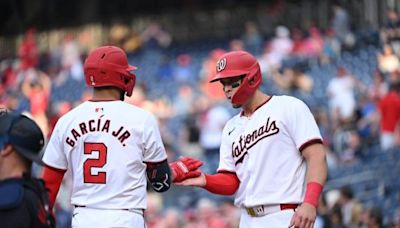 Nationals snap skid by pummeling Twins