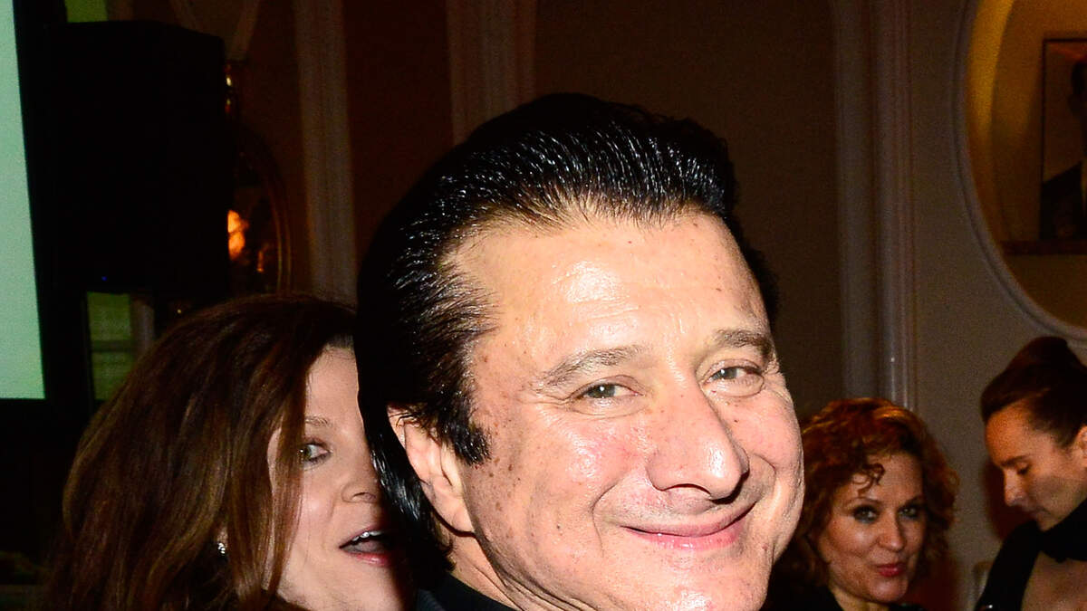 Steve Perry Records New Version of Journey Song | 99.9 KGOR | The Martha Quinn Show