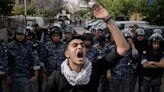 Israel libera a 14 presos palestinos que denuncian torturas en prisión: "nos trataron de forma inhumana"