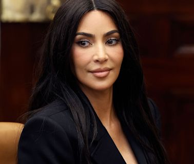 Kim Kardashian Debuts Icy Blonde Hair Transformation - E! Online