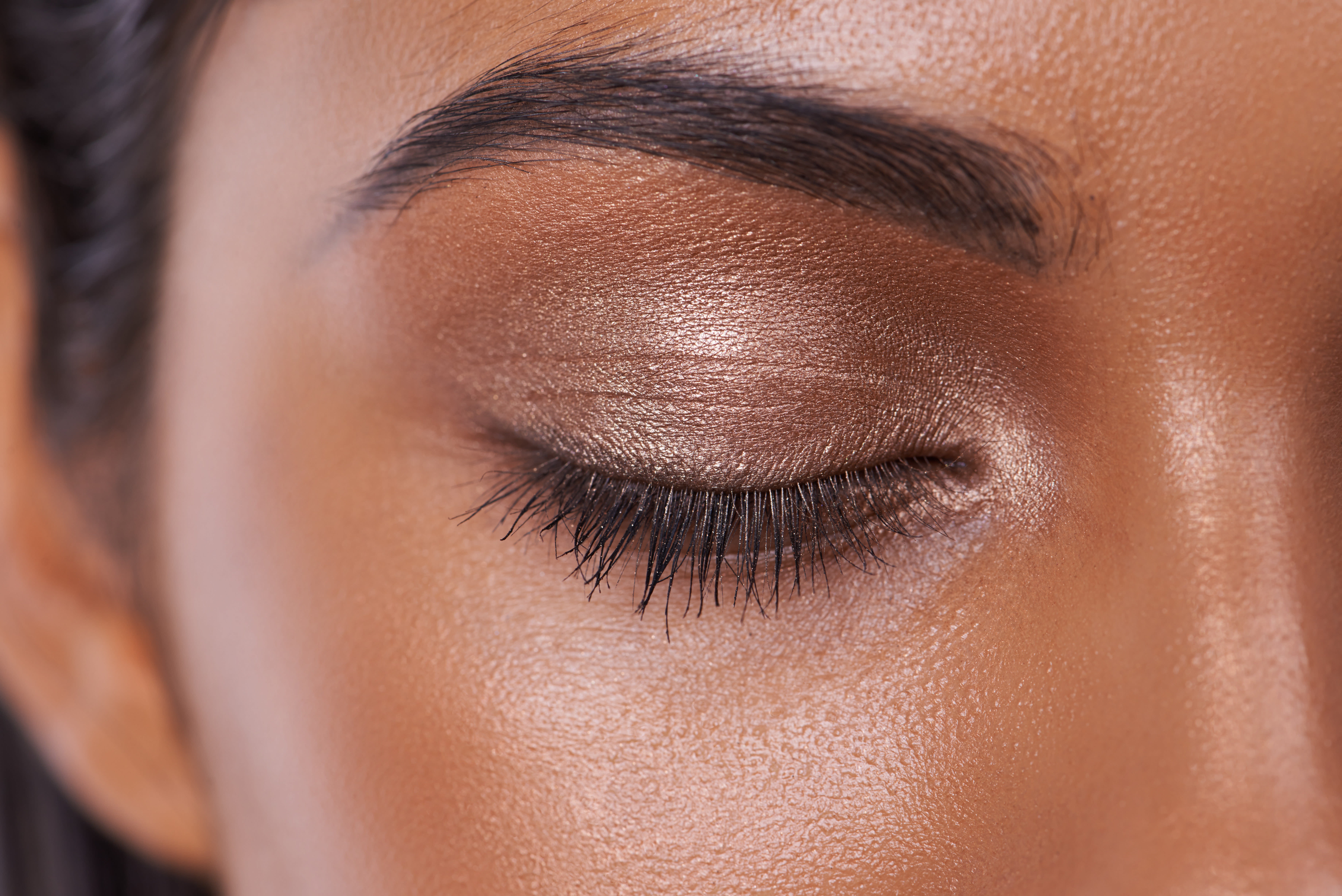 How to Shape Eyebrows in Four Easy Steps, According to a Brow Expert