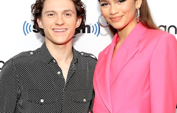 Zendaya and Tom Holland Hold Hands on Rare Date After His Romeo and Juliet Debut in London - E! Online