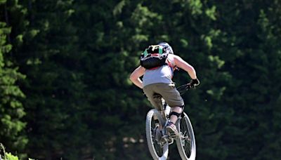 En Autriche, le VTT taille sa route dans des Alpes sans neige