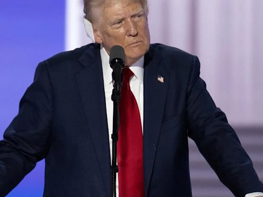 Donald Trump afirma que recibió "una bala por la democracia" en el acto en Pensilvania