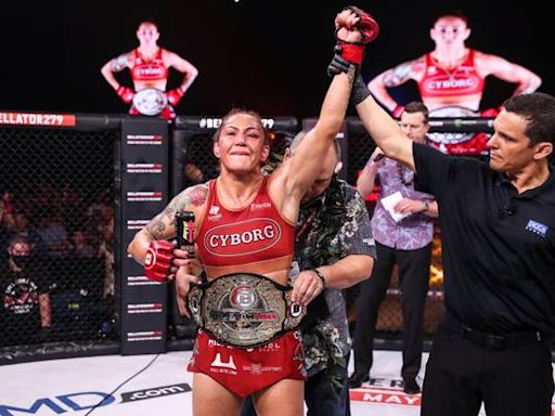 Cris Cyborg revela contrato assinado para superluta contra Larissa Pacheco