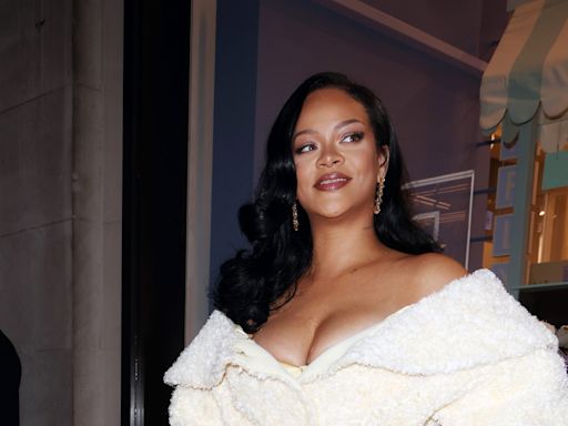 Rihanna’s Version of a Fall Coat? A Fluffy Bathrobe—Which She Wore Over Nothing Else.