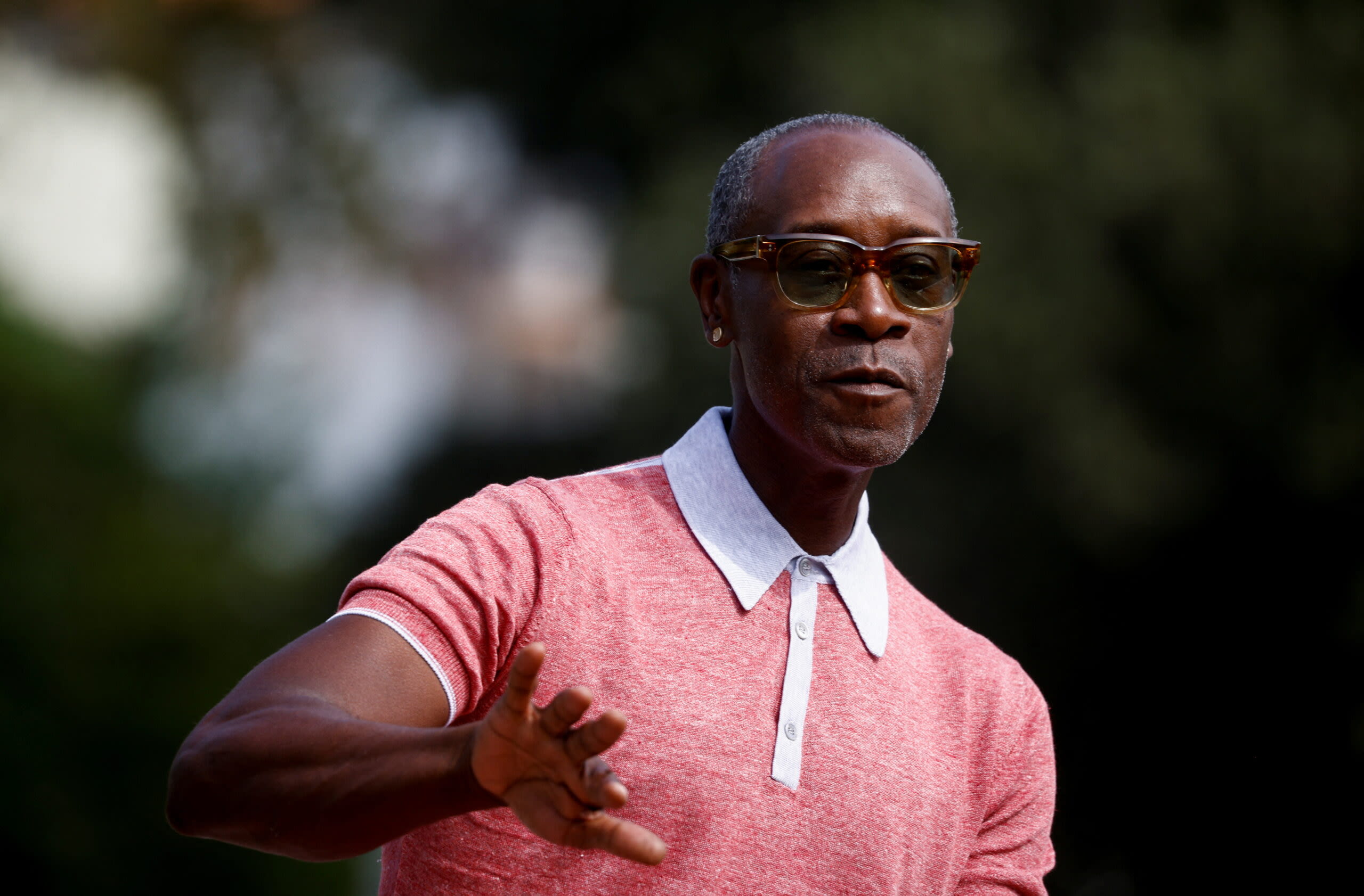 Don Cheadle reflects on filming classic NFL commercial with Chiefs legend Dante Hall
