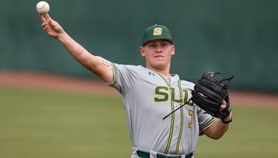 Southeastern pounces on UNO in Southland Tournament opener