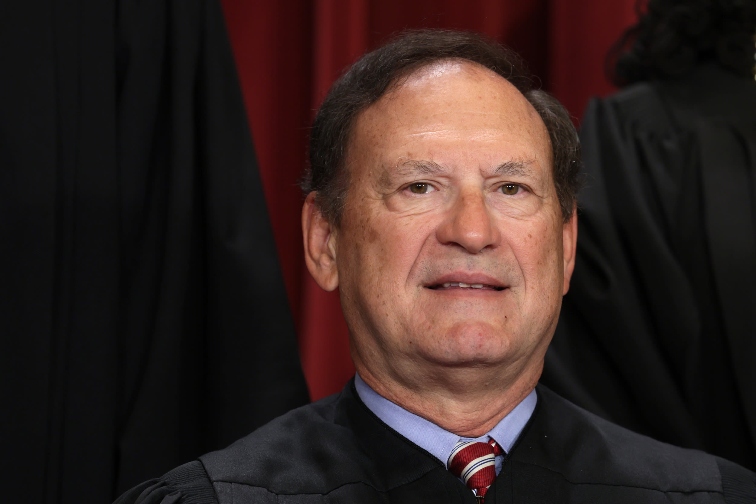 Justice Samuel Alito's "dumb" flag flying rebuked by federal judge