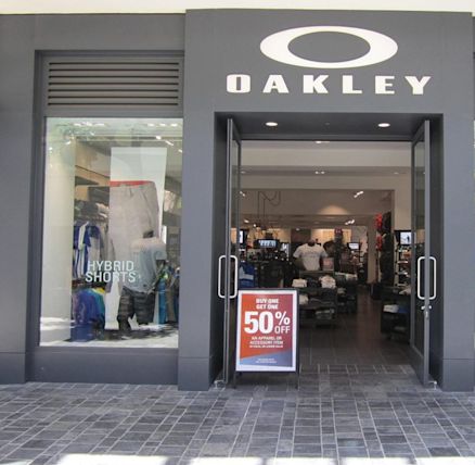 oakley vault locations