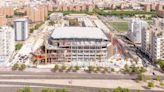 La obra del Roig Arena aborda cubierta y fachada: recinto totalmente hermético y piel cerámica de 9.000 piezas