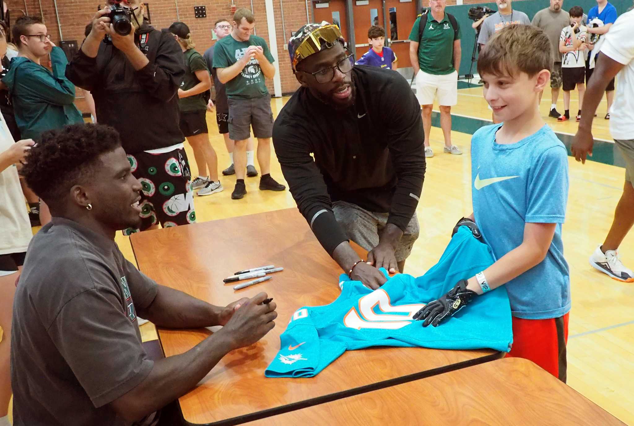 Miami Dolphins wide receiver Tyreek Hill brings NFL flash to Connecticut with youth camp in Meriden