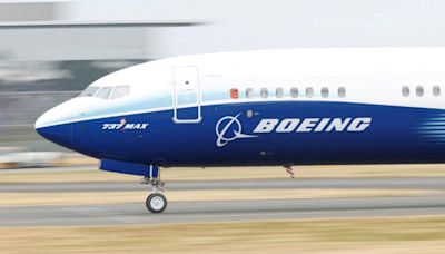 Agência dos EUA mantém proibição contra aumento de produção do Boeing 737 MAX