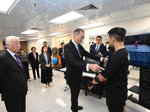 ​醫務衞生局局長到訪香港理工大學（附圖）