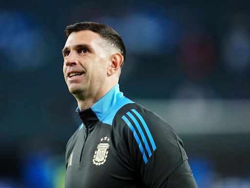 Emi Martinez braced for Aston Villa 'fight' after Argentina snub