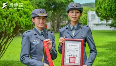 管院、政院雙姝媒體搶拍！國軍畢業生代表「甜美反差」 校排前5%、田徑奪金