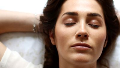 This Simple Evening Routine Could Be The Key to Better Sleep