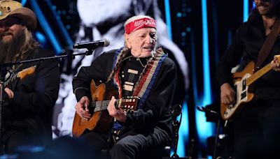 Willie Nelson cancels recent performances due to illness