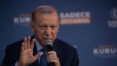 Turkey’s Economic Crisis Is Eroding Erdoğan’s Popularity