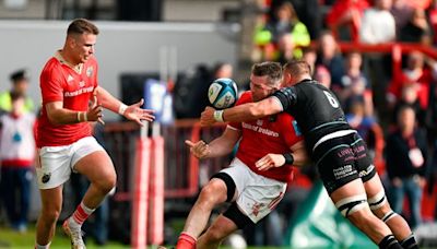 Munster complete miserable day for Irish rugby as Glasgow progress to URC final