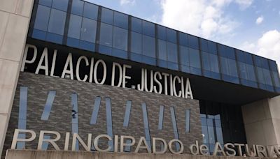 Piden 5 años y medio de prisión para un acusado de abusar sexualmente de una de las hijas de su pareja en Gijón