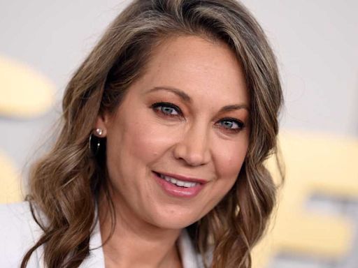 Fans Distracted from Ginger Zee’s Severe Weather News by Her ‘Gorgeous’ Striped Dress