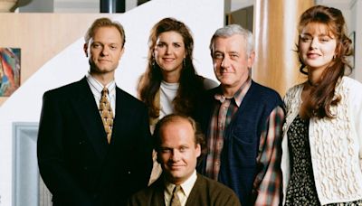 Frasier fans go wild over UK 80s TV legend's unearthed cameo