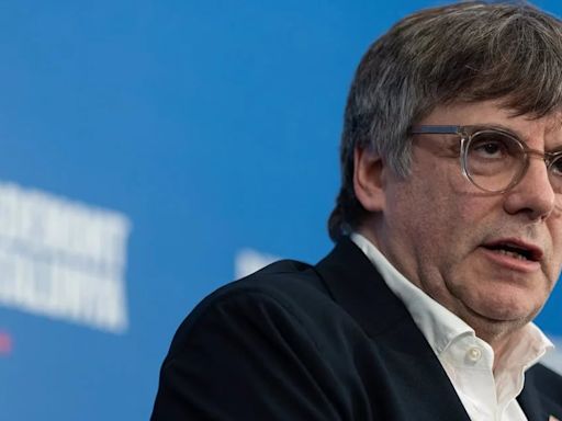 Muere la madre de Carles Puigdemont, que suspende su agenda de este lunes