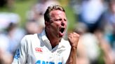 New Zealand win astonishing Test by one run as England fall short