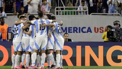 Nos salvó el mejor arquero de la historia de la Selección y ahora deben jugar Di María y Álvarez - Diario Hoy En la noticia