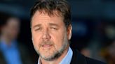 Russell Crowe se burló de su propio meme y causó furor en Twitter: “Fértil”