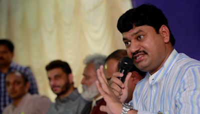Farmers are backbone of rural economy, their interests cannot be compromised at any cost: Dhananjay Munde