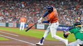 Astros blanquean 5-0 a Atléticos; Álvarez dispara 3 jonrones