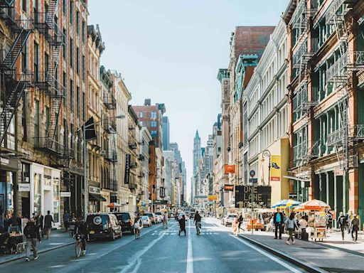 A New Study Ranks the Most Pedestrian-friendly Cities in the U.S. — These Are the Top 10