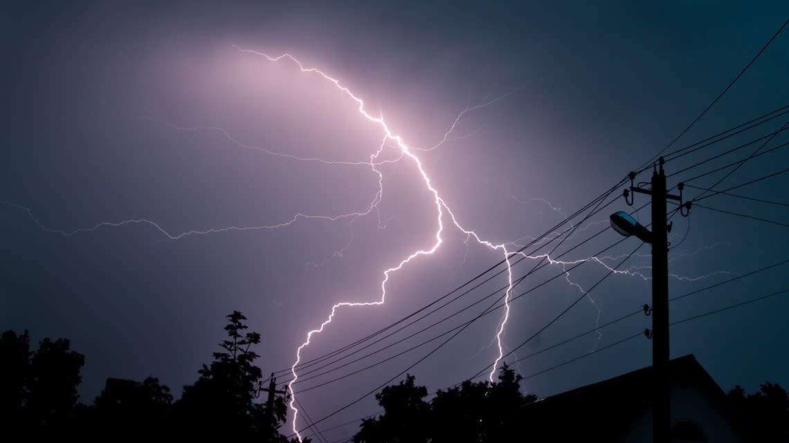 Report: Florida teen struck by lightning recovering in hospital