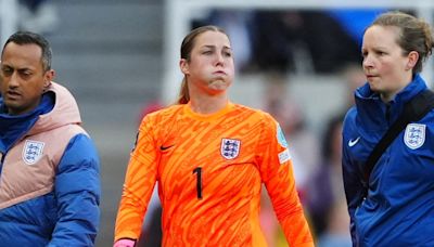 Mary Earps: Sarina Weigman says England goalkeeper expected to be fit for crucial Euro qualifiers