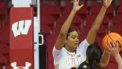 Wisconsin women's basketball transfer forward reuniting with former teammate
