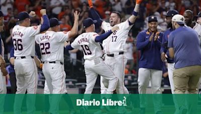 Con jonrón de 2 carreras de Caratini en la 10ma, Astros superan 10-9 a Guardianes