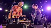 Daryl Hall obtiene una orden de alejamiento contra John Oates en medio de una demanda confidencial