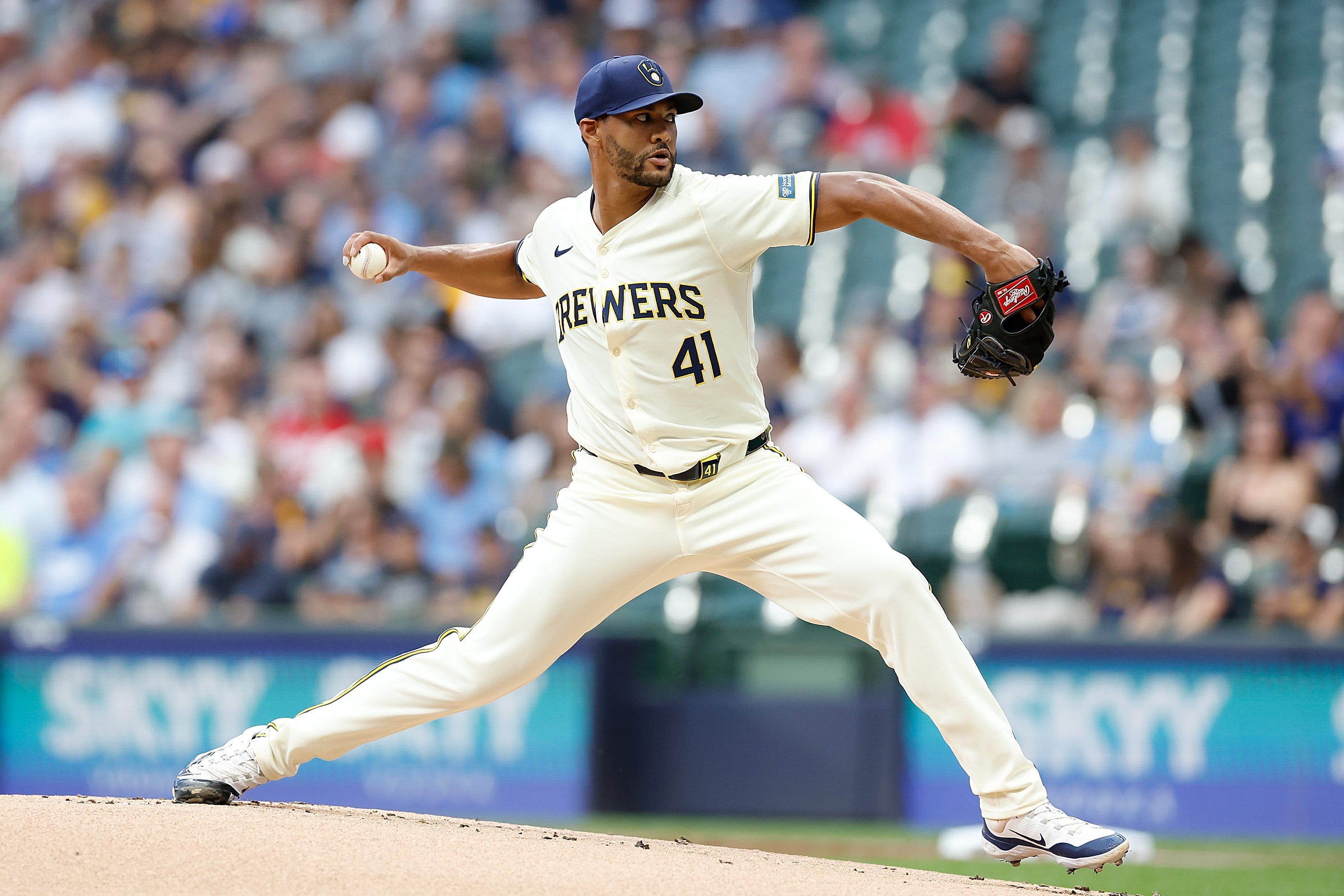 Braves 5, Brewers 1: Milwaukee caps an inactive trade deadline day with a poor return from Joe Ross