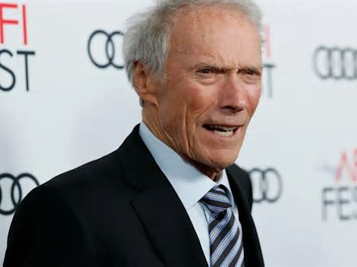 El actor Clint Eastwood reaparece y lo hace con un impactante cambio en su aspecto