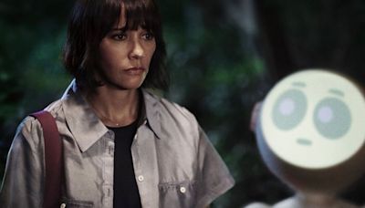 Rashida Jones shines in Apple TV+'s 'weird as hell' drama that has fans hooked