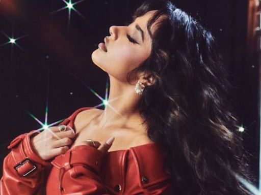 5 FOTOS de Becky G que prueban que es idéntica a Selena Quintanilla