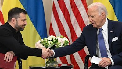 Biden apologises to Zelensky for congressional delays to US aid