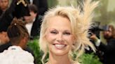 Pamela Anderson Looks Great With or Without Makeup