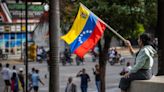 FOTOS: Con bloqueo de calles y cacerolazos, así protestan en Venezuela por resultados que dan triunfo a Maduro | El Universal