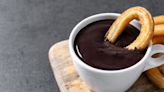 Churros con chocolate: el café más antiguo de CABA que prepara este clásico para las meriendas de las vacaciones de invierno