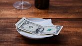 DC Council caps restaurant fees at 20%