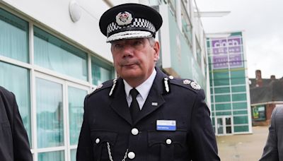 'Walter Mitty' police chief 'exaggerated his rank'