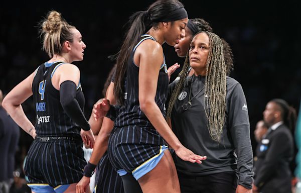 Chicago Sky Coach's Strong Response To Angel Reese's WNBA Record